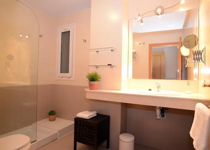 Daire Turisticos Ceres Parking Gratis