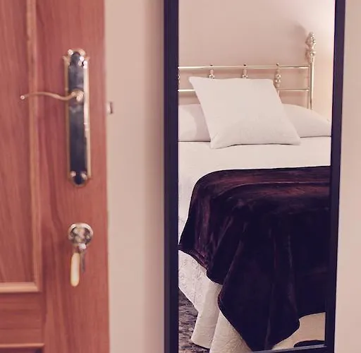 Turisticos Ceres Parking Gratis