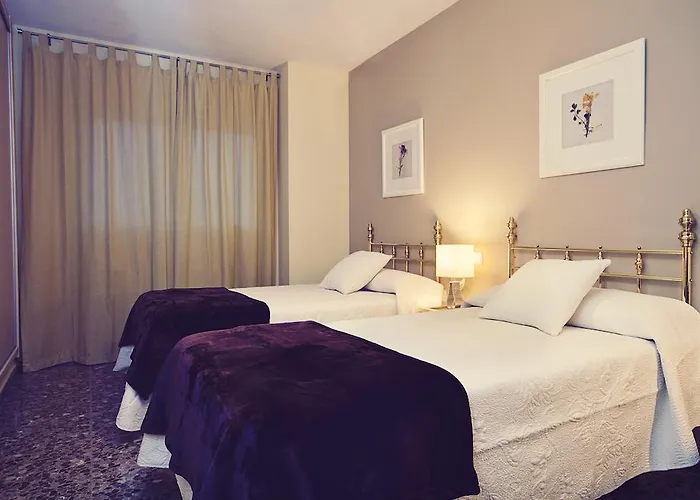 Turisticos Ceres Parking Gratis